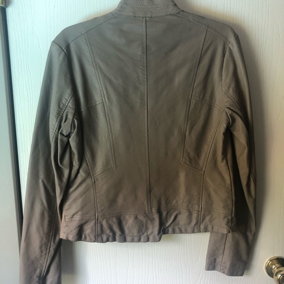 Leather Jacket - Picture 8 of 8